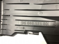 Citroen DS4 Akü Üstü Sigorta Kutusu Kapağı